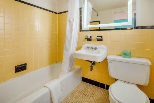 Quality Inn Boardwalk Wildwood Oceanfront image 1